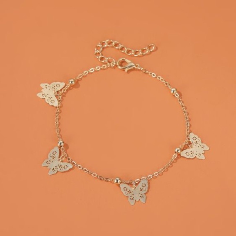 🔥3/$20 Sale🔥 Gold Butterfly Anklet - Picture 2 of 3